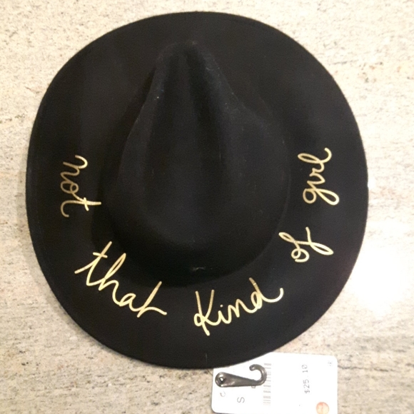 NWT zara wool hat that says not that kind of girl